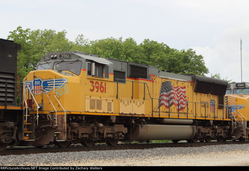 UP 3961